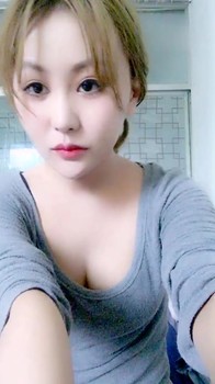 高顏值黃發妹子和老鐵現場直播雙人啪啪大秀 逼逼塞跳蛋69互舔後入幹得直叫求饒