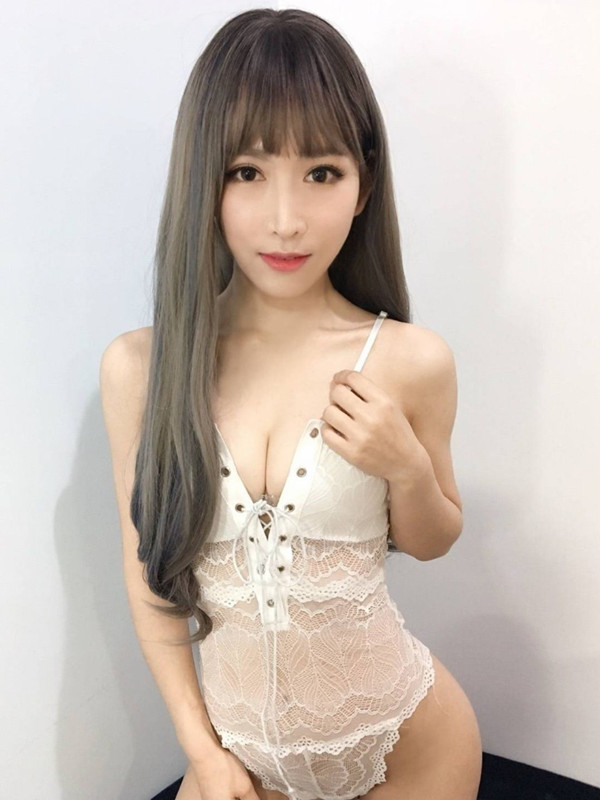 亞洲區人氣冠軍女神LinLin.BABY實力做愛小視頻流出