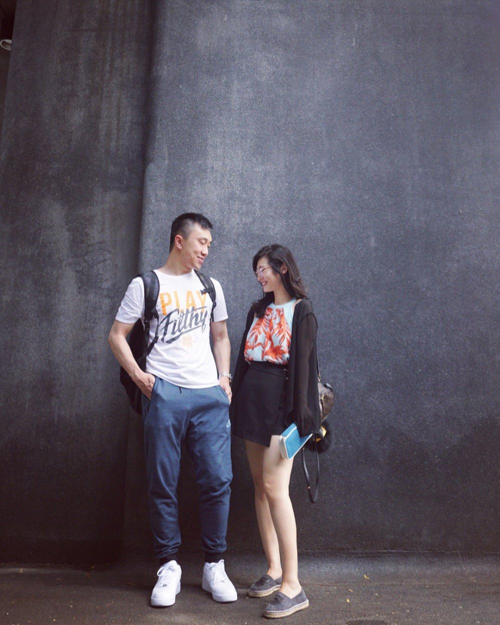 百度雲洩密流出氣質漂亮的美女會計下班和中年男領導酒店私會啪啪，