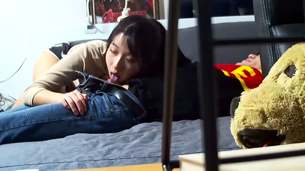 雲視通智慧家庭攝像頭破解監控流出史上超好機位極品身材的小姐姐和男友啪啪