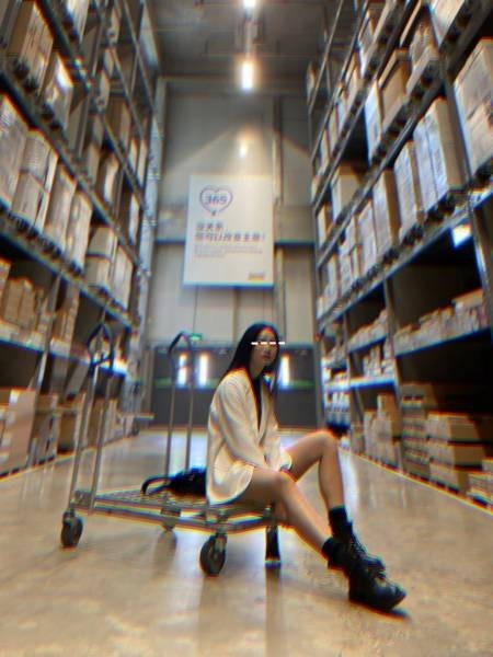 【網曝門事件】疑似杭州保險長腿美女H思豔和男友性愛不雅視頻流出 鍾愛粉穴各種玩弄無套中出【MP4/503MB】