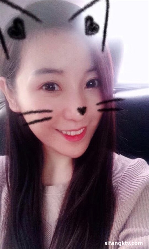 【最新性愛❤️重磅洩密】泡妞約操達人『鬍子哥』重磅未流出❤️約操像倪妮的少婦 床上很騷忘情舌吻 完美露臉 [MP4/1320MB]