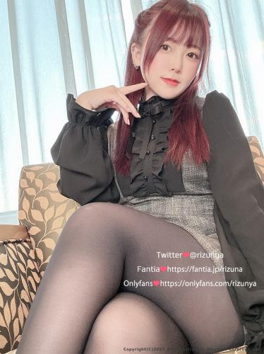 [Fantia] 2022年12月 りずな rizuna (rizunya)[256P2G3V-1.18GB]