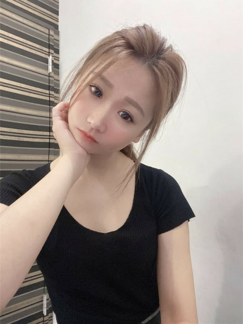 【最新❤️性愛洩密】火爆泡妞大神『南橘子』未流出番外新篇-約操羞澀娃娃臉網紅美女 無套怒操