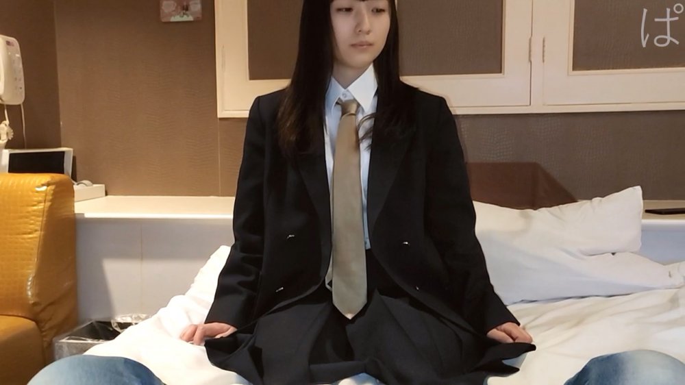 最新流出FC2-PPV-1708016 空氣劉海兒美女學生妹在鏡子前被男友後入