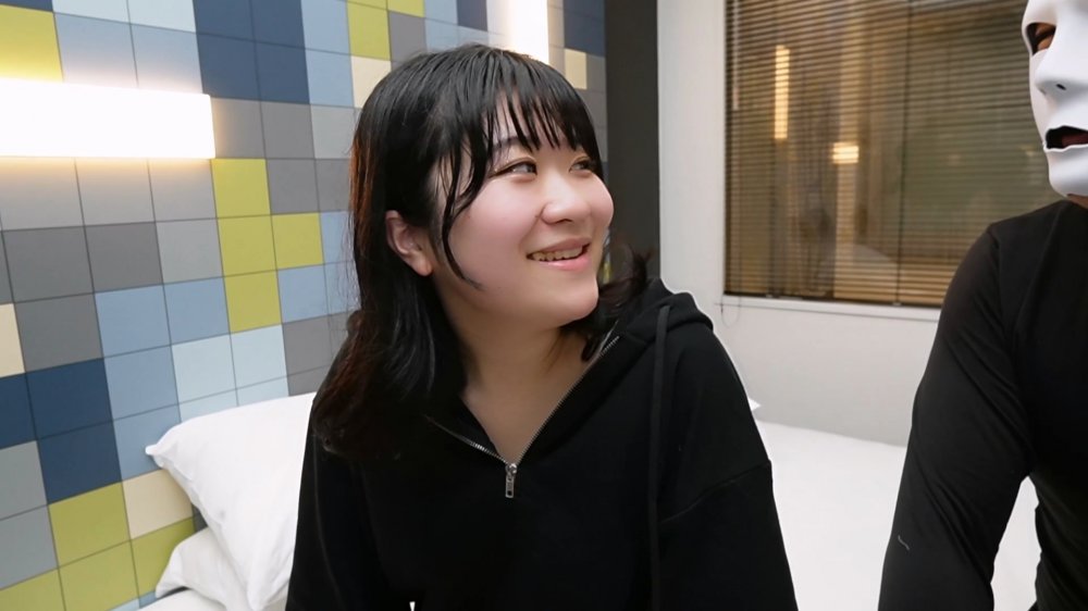 最新流出FC2PPV-3205326 G罩杯微胖女神，穿上健身服乳交暴操內射，精子流出