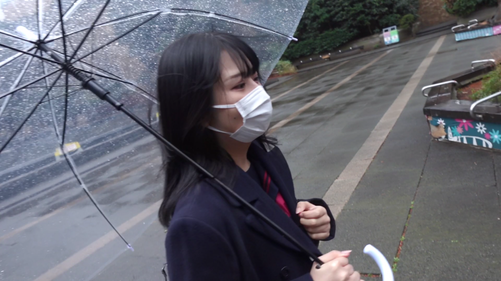 最新流出FC2PPV-3232393 清純女大學生天真外表下隱藏一顆淫蕩的心