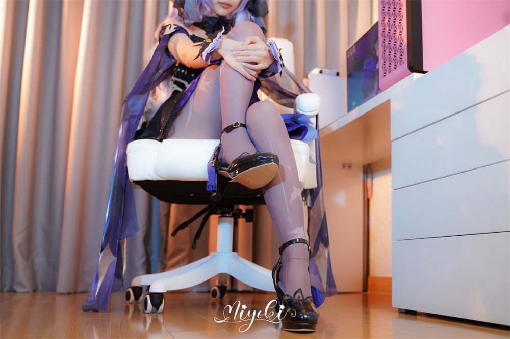 【最新❤️唯美流出】超爆網紅美少女『鈴木美咲』最新主題私拍《想成為你的偶像》刻晴花嫁篇 [MP4/2470MB]