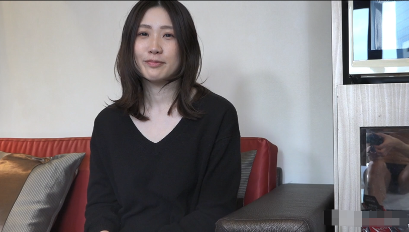 【無浮浮浮水印精選】FC2-PPV-3503007 明星顏值白皙美女被操到小便失禁