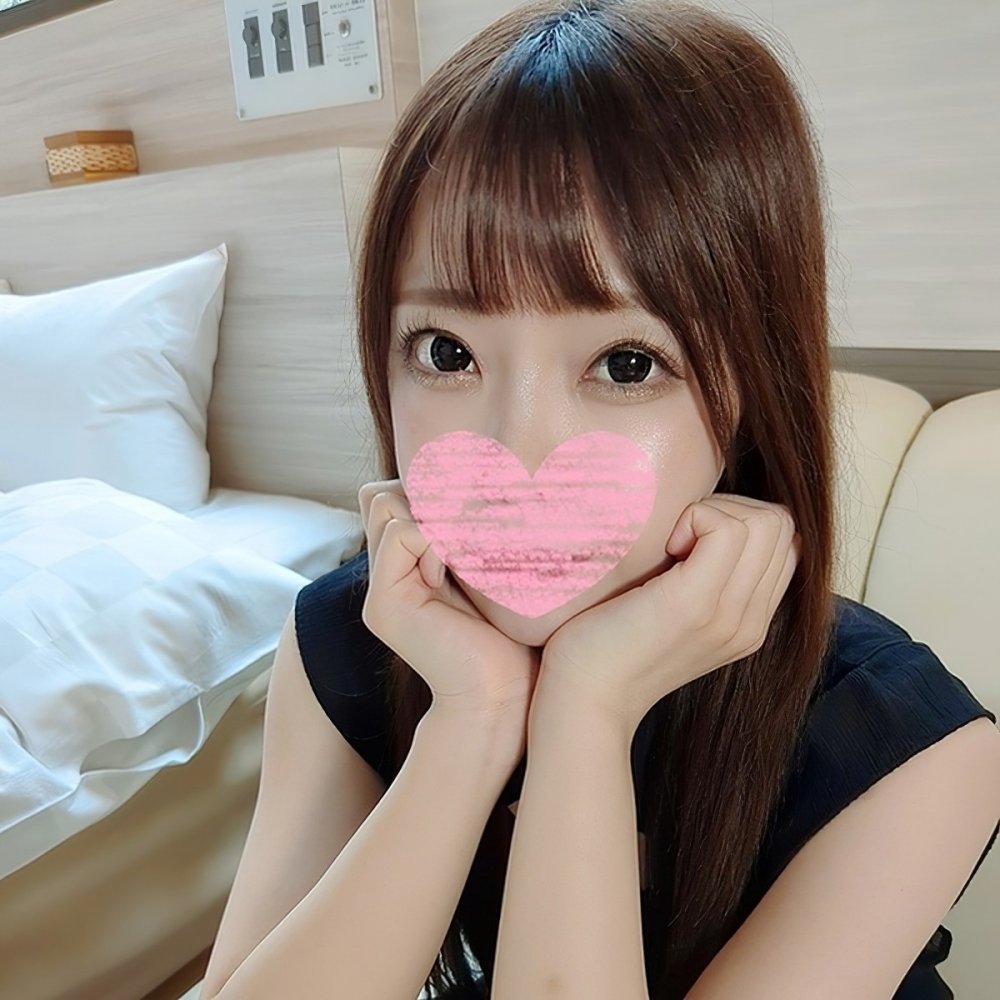 [無浮浮浮水印]最新流出FC2PPV 4132303 銀行前臺美女 她有了第一次性生活，非常滿足