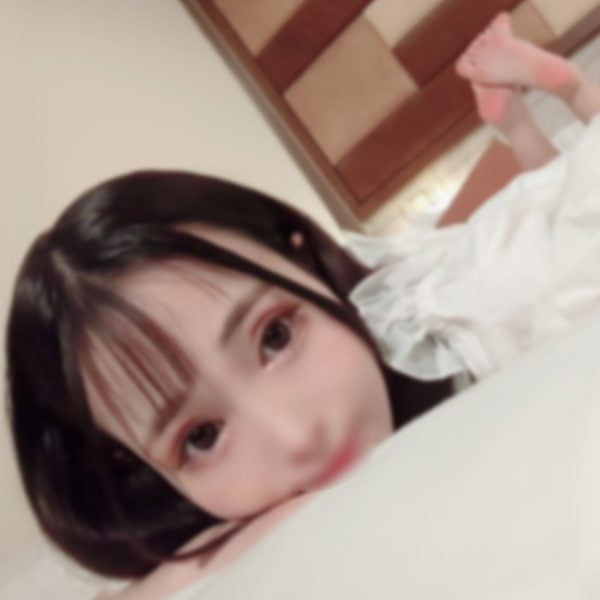 FC2-PPV-4332364 超小顔ちっぱい女子は全身【高清無碼】