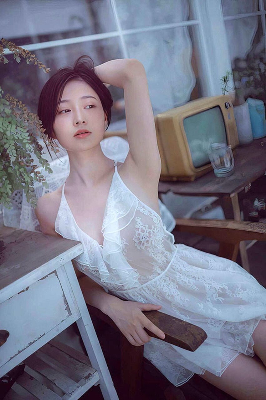 人隨風過，自在花開花又落，不管世間滄桑如何[30P]
