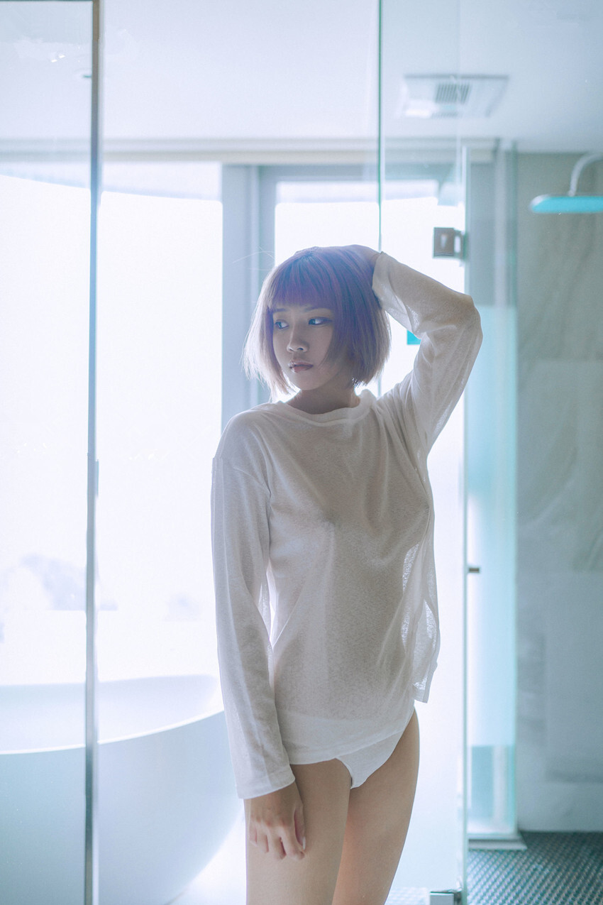 濕身[23P]