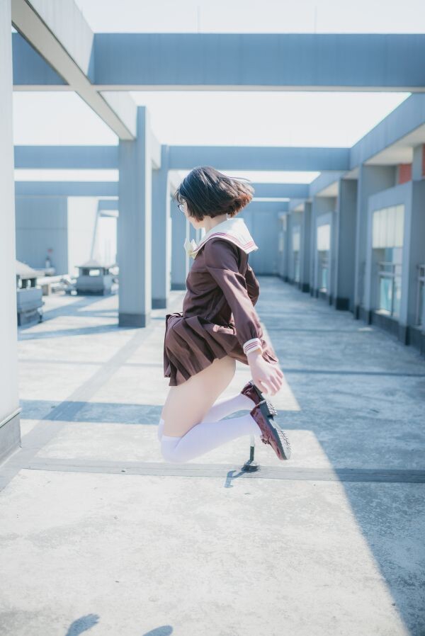 柚木少女 天臺上的白襪JK [57P]