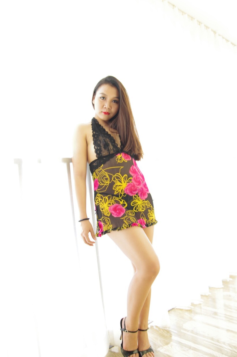 豐腴性感的女人穿衣服就是多餘[26P]