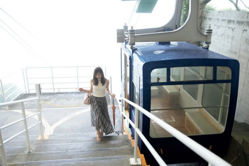 如此美麗的姑娘 [23P]