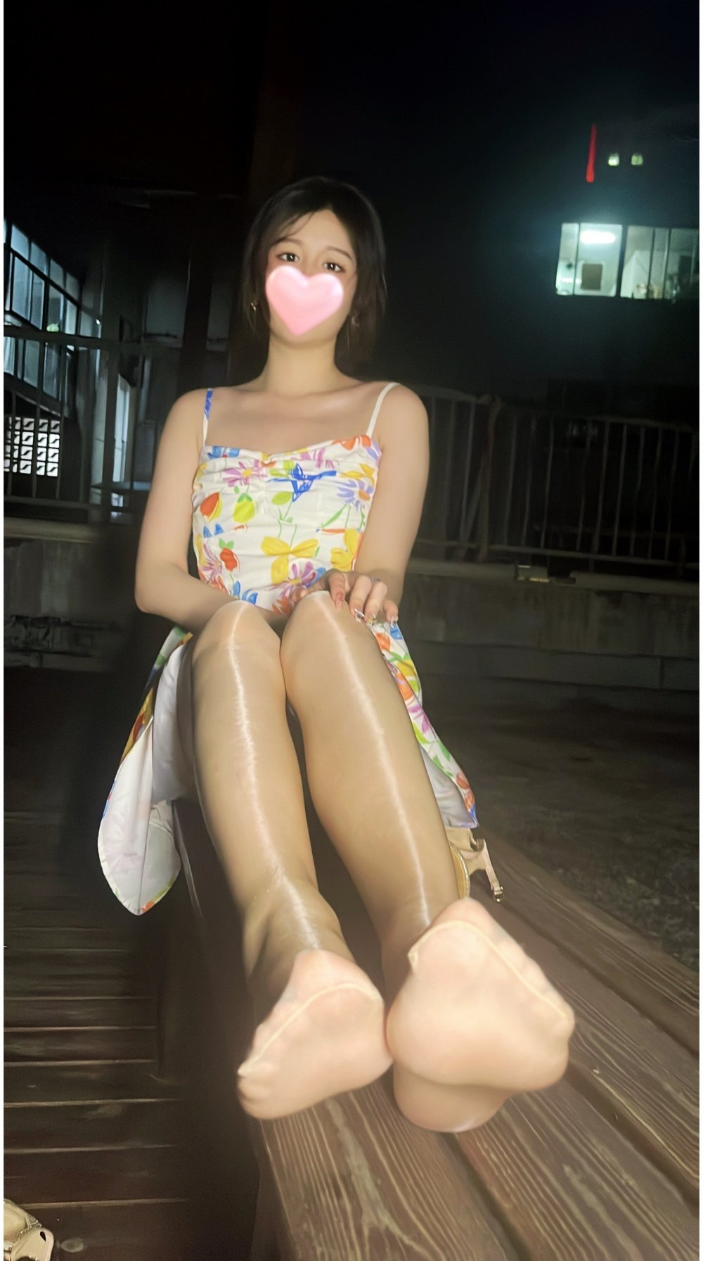 漂亮性感的豐乳肥臀[26P]