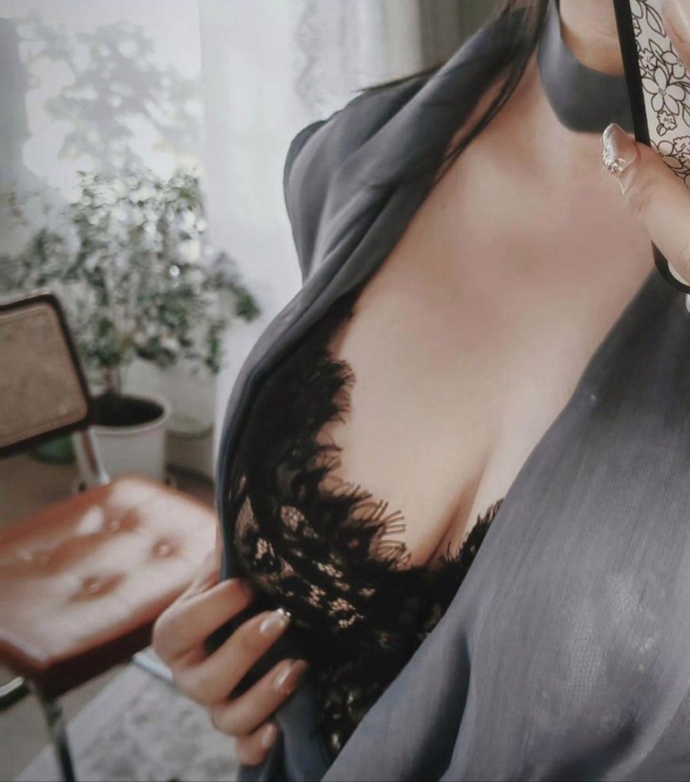 胸部特寫鏡頭[26P]