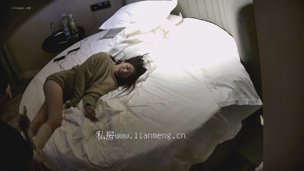 最新流出❤️安防酒店偷拍精品✅猥瑣肥豬佬領導潛規則年輕性感女下屬把靚妹操得嗷嗷叫呻吟刺激