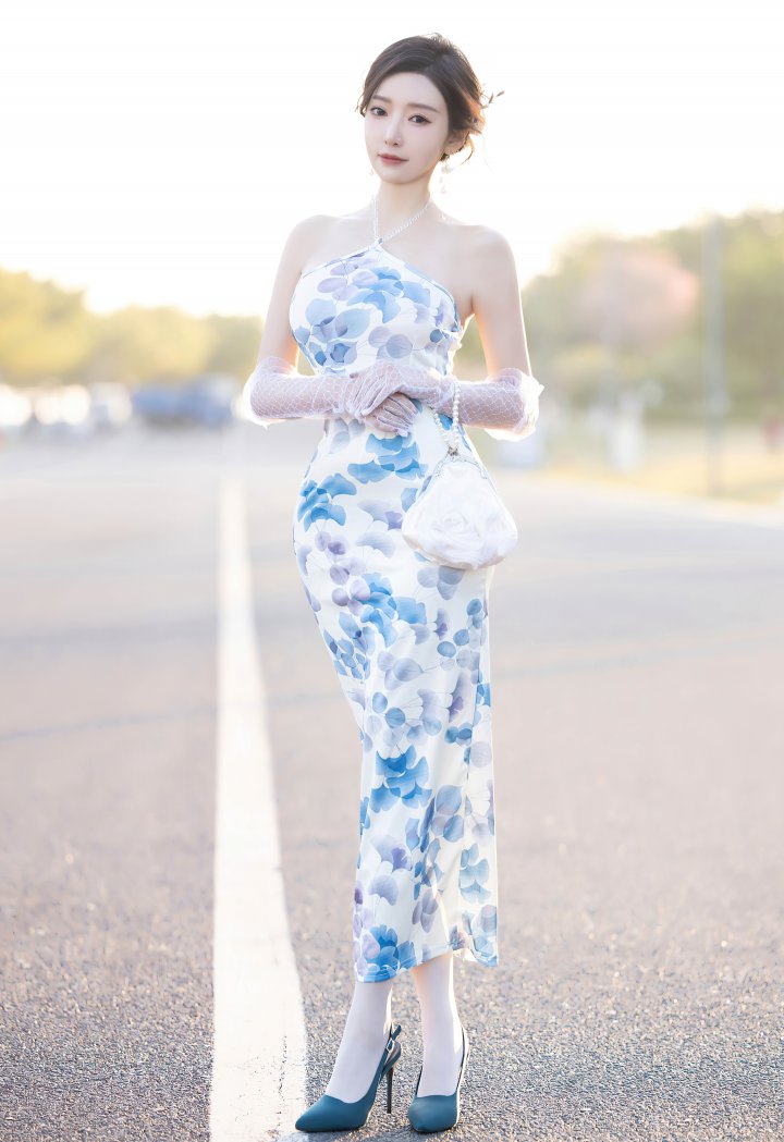 王馨瑤Yanni長裙寫真寬衣解帶露出曼妙身材[66P]