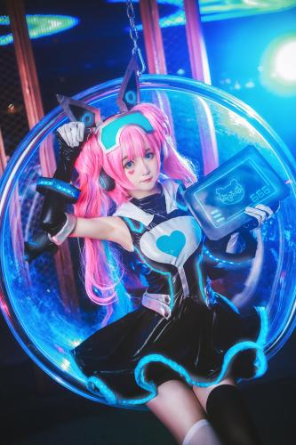 [Cosplay] Yui 金鱼 – Angela 安琪拉