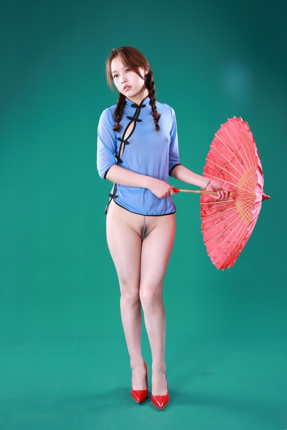 民國學妹風雙馬尾妹子[39P]