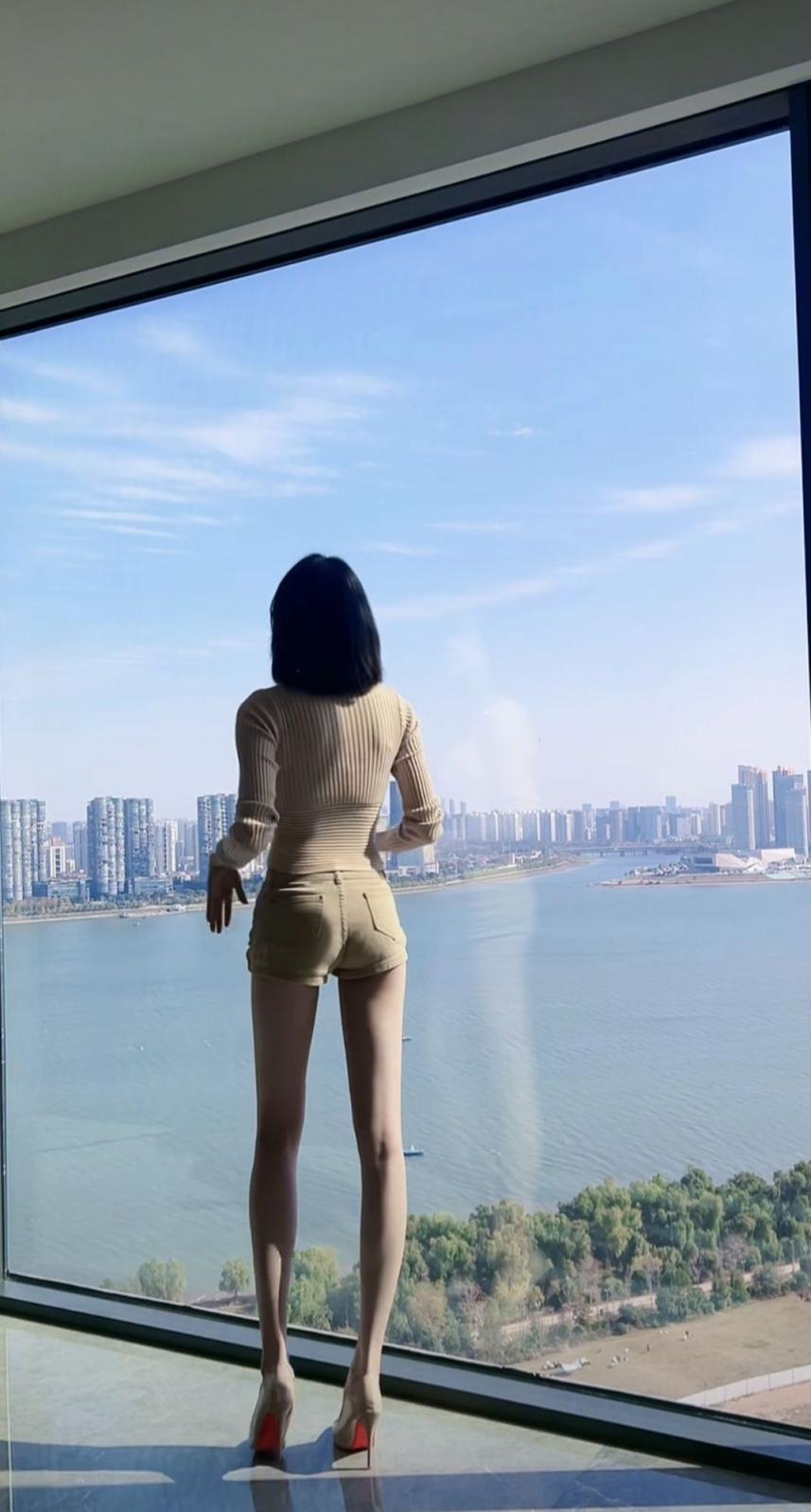 無敵身材完美小翹臀[24P]