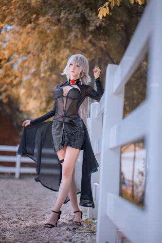 [Cosplay] Airi 仙九 – Black Horse Club 黑贞马会