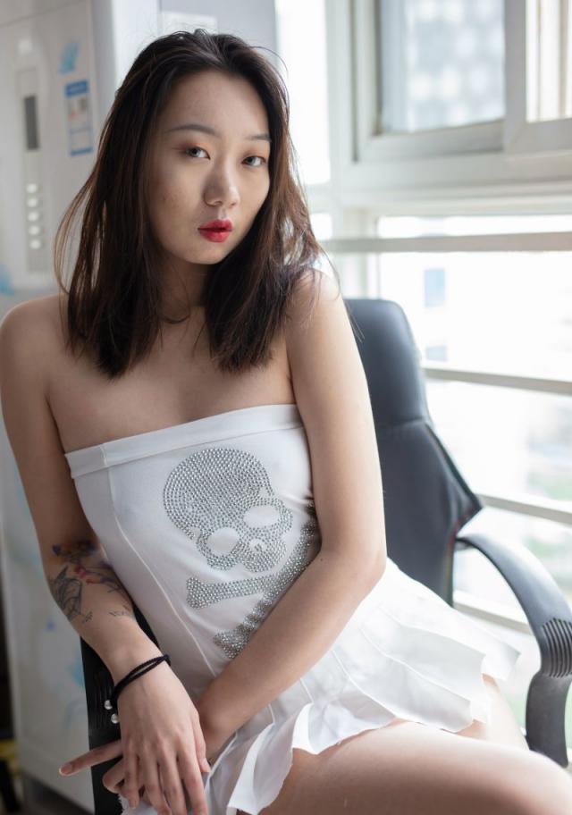 看上去就特別有味道的女人[50P]