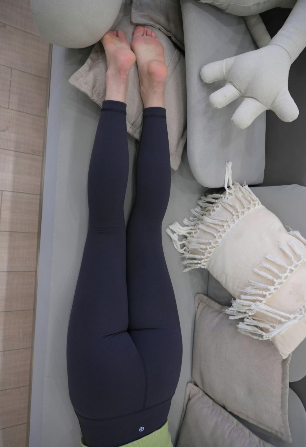 瑜伽褲女孩很美很騷[24P]