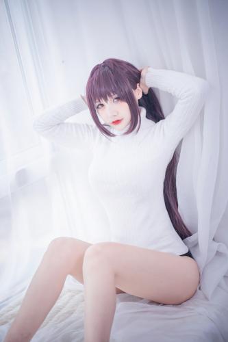 [Cosplay] Airi 仙九 – Scathach Sweater 斯卡哈毛衣