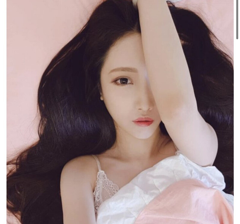 ❤️ 極品反差婊❤️高學歷氣質鋼琴美女出軌床片流出主動騎馬搖曳太騷了