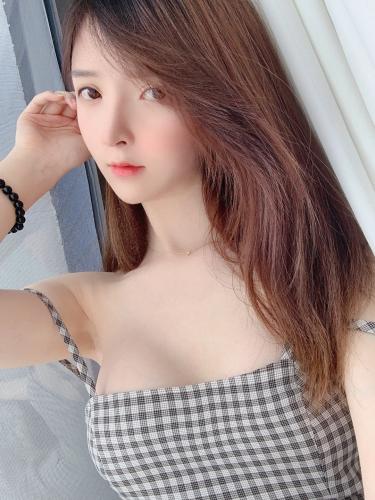[Cosplay] YiXiaoYangZe 一小央泽 – Love From Zege 来自泽鸽的爱