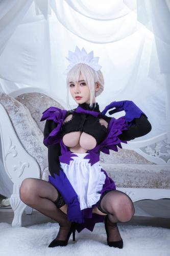 [Cosplay] Yixiaoran 一只冉呐 – Black Gun Maid 黑枪呆女仆