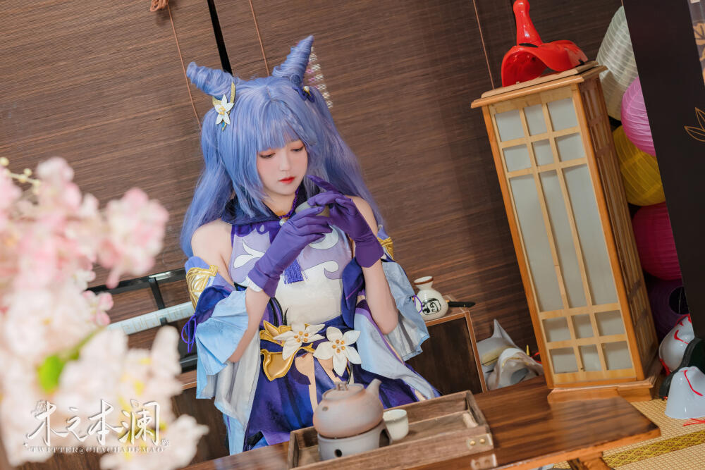 巨乳白虎的COS小可愛[38P]