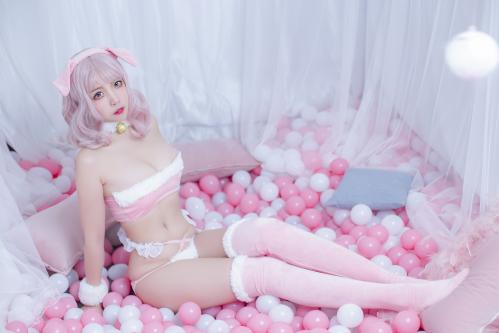 二佐Nisa – NO.071 私房粉猪 [33P-293MB]