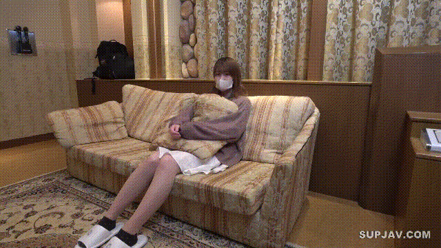 FC2-PPV-3249745 我認識一個家鄉的姑娘！ 畢竟，她有一個超級敏感的身體