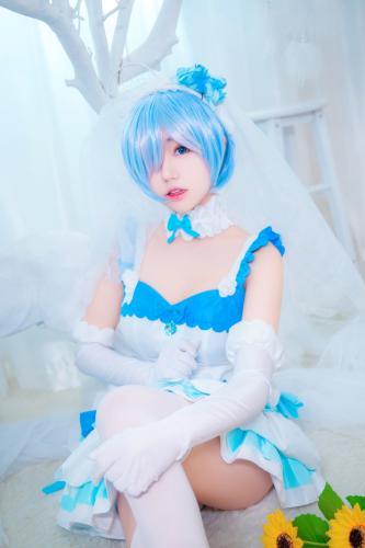 [Cosplay] 猫君君MaoJun – 蕾姆花嫁
