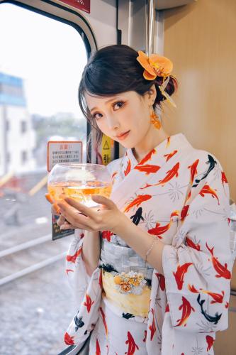 [Cosplay] Ely – Goldfish Stroll 金魚散步