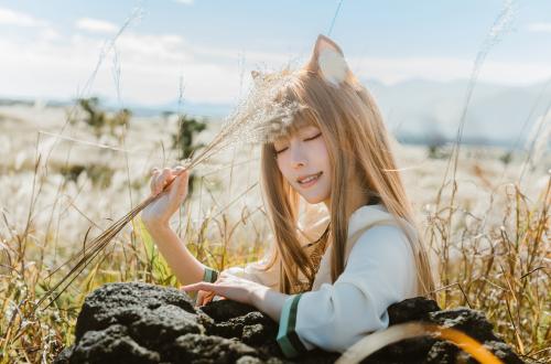 [Cosplay] Ely – Breeze 狼與微風