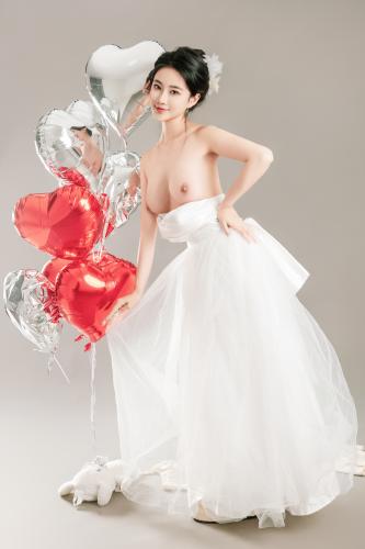 [Cosplay] 年年 – LOVE 情人节特别篇[80P-412MB]