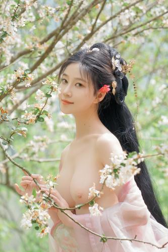 [Cosplay] 年年 – 海棠仙 [84P-342.4MB]