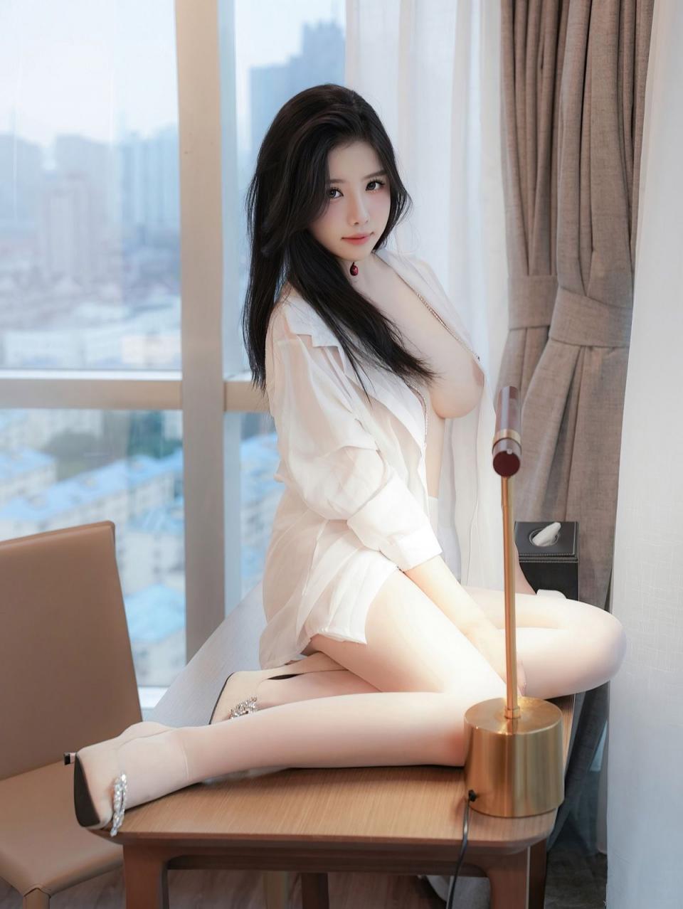 老區已經濕噠噠，快點回家讓她爽一下[55P]