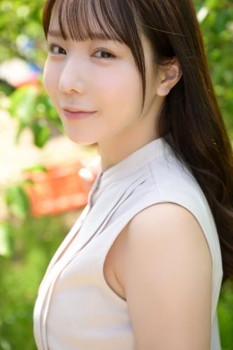 FRIDAYデジタル写真集 海老咲あお もぎたてＧカップ  vol.1 [86P-23MB]