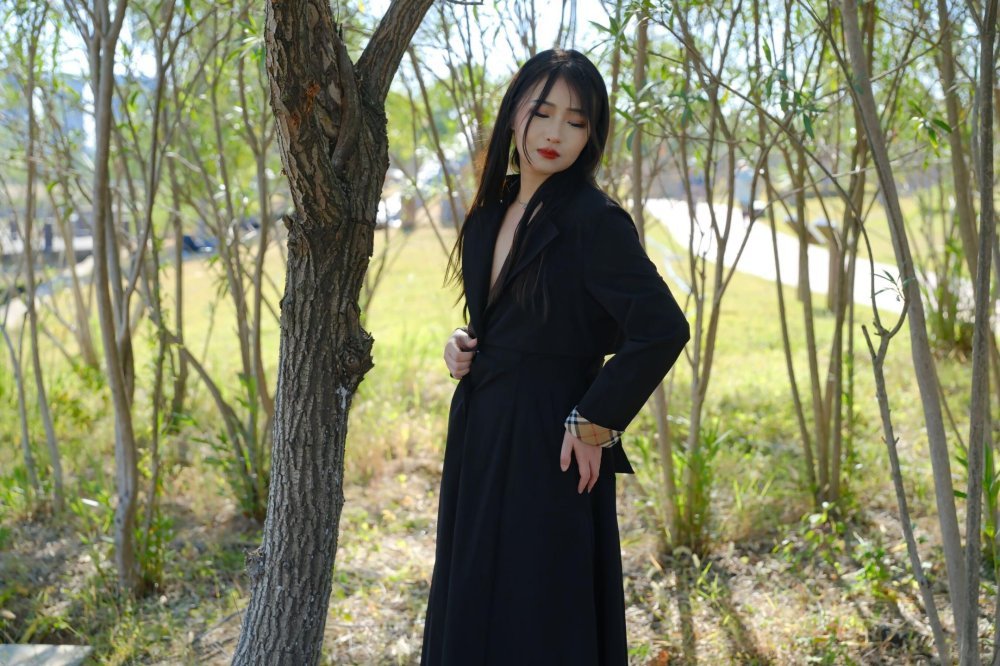 小樹林裡美妙的少婦[58P]