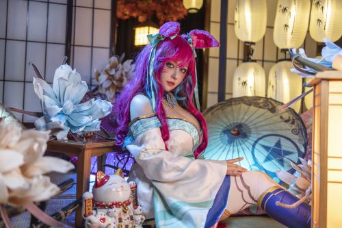 [Cosplay] KANEKO_咔喵 – 英雄联盟 灵魂莲华 阿狸