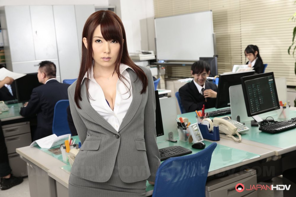 OL制服波老師騷氣的表情[35P]