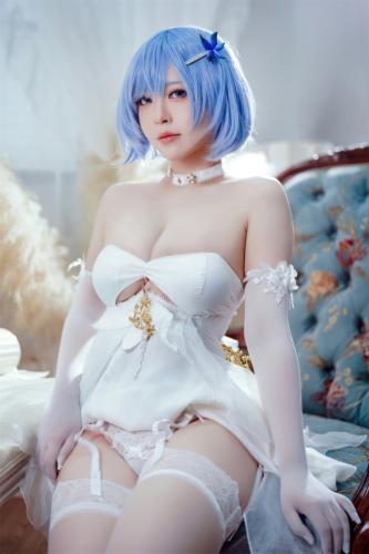 [Cosplay] 半半子 – 碧蓝航线 恰巴耶夫 白骑兵的旋律 礼服