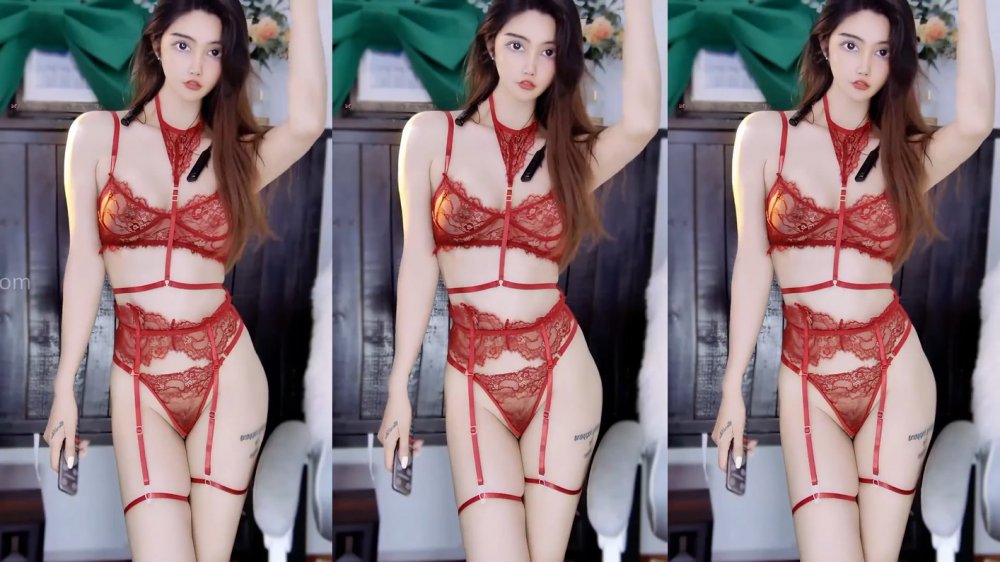 ⚫️ 【最新重磅吃瓜】，萬元定製，極品禦姐，虎牙女神【李安琪】尺度全開，裸舞雙洞開發，自慰潮吹，必擼佳作[MP4/280MB]