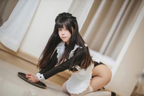 [Cosplay] 三無人型 – 高叉女仆